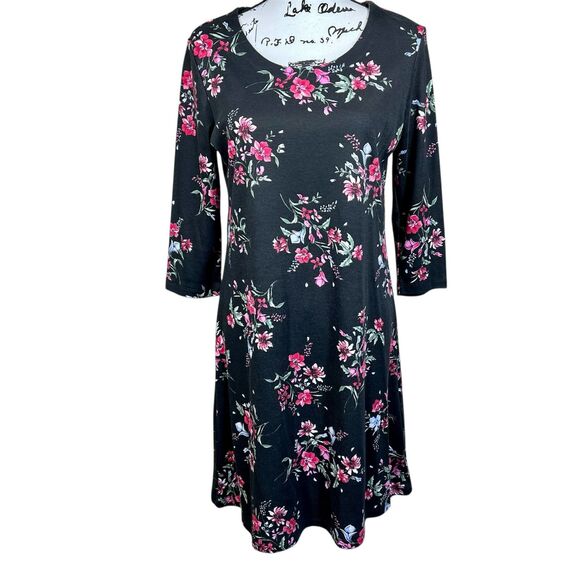 Karen Scott black w/ pink floral relax fit dress 3/4 sleeves streetwear size PM - Picture 1 of 16